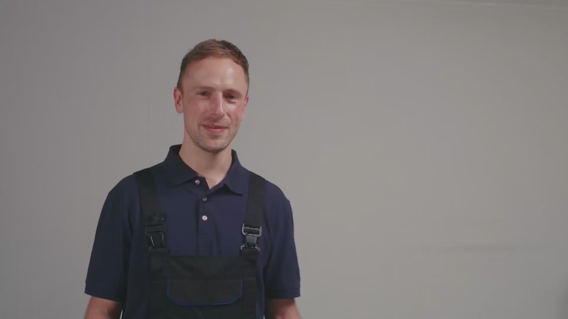 Carica il video: 